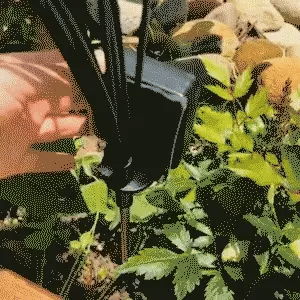 Solar Gartenleuchten Stab – LED Feuerfliegen Effekt – Outdoor Dekoration