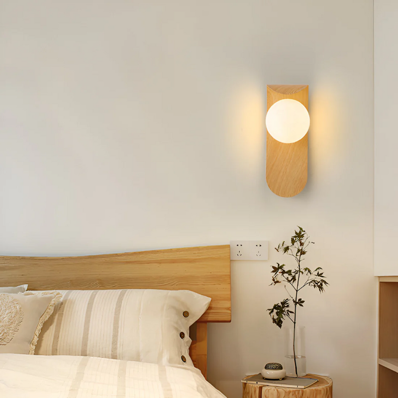 Wandleuchte Holz – Glas Kugel – Skandinavisch Wandlampe Innenbereich