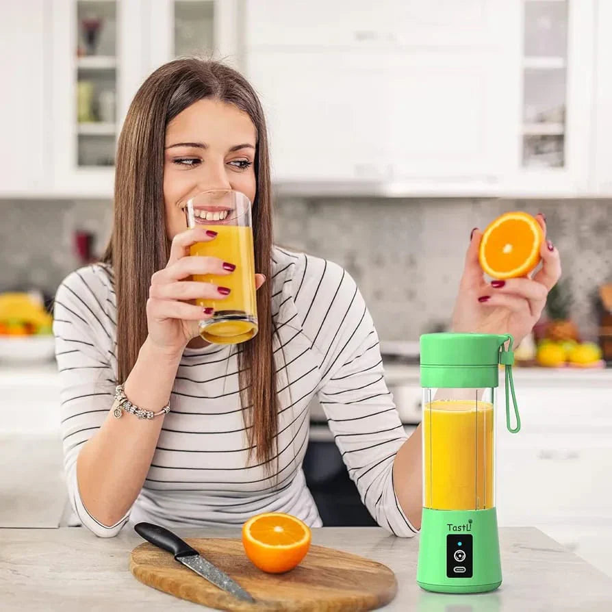 Mini Blender – Tragbar – Mit USB-Aufladung – Für Smoothies und Getränke