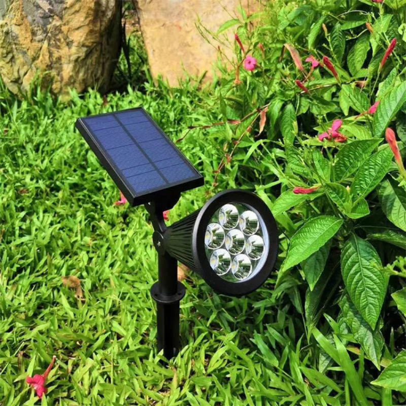 Solar Gartenstrahler IP65 – Wasserdicht – Für Gartenweg und Außenbeleuchtung