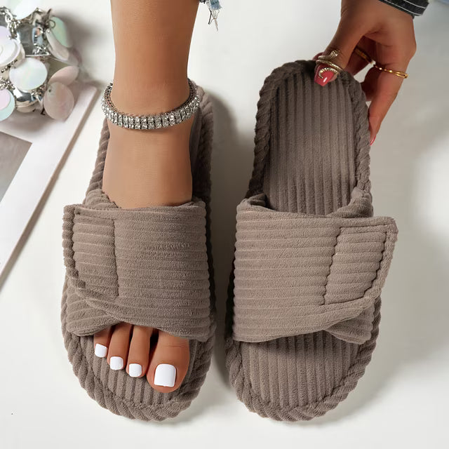 Luvikar CozyStep – Orthopädischer Hausschuh mit Stütze