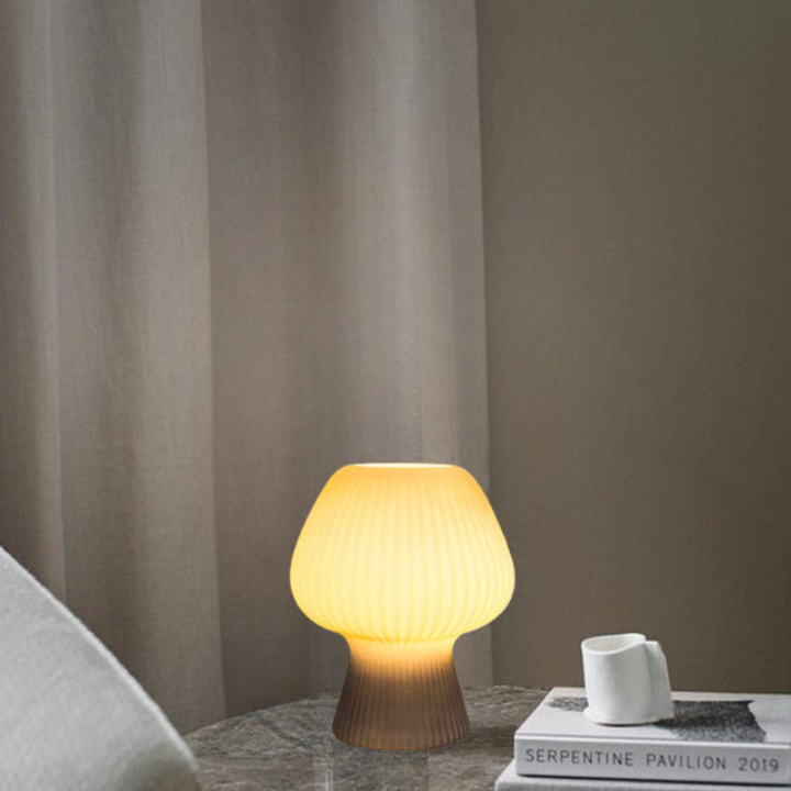 Tischlampe Glas Pilz – Ribbed Design – Nachtlampe Schlafzimmer
