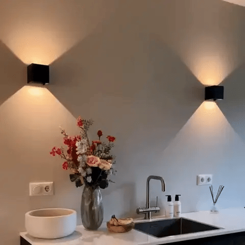 Cubelights Cube LED Wandleuchte – Up/Down & dimmbar – für Innen & Außen