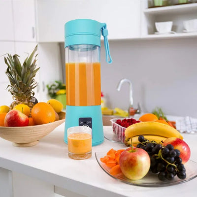 Mini Blender – Tragbar – Mit USB-Aufladung – Für Smoothies und Getränke