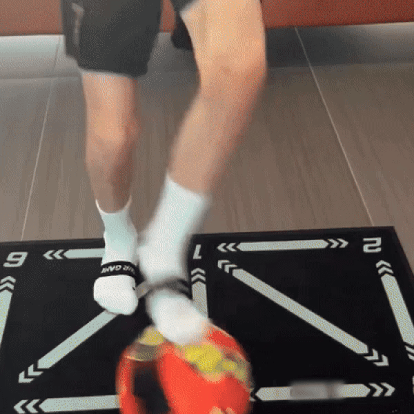FußballPro Trainingsmatte für Kinder | Bessere Ballkontrolle und mehr Spaß
