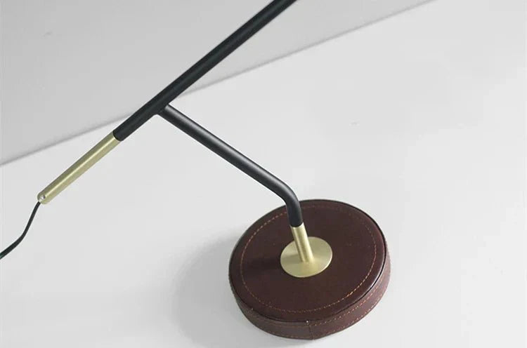 Schreibtischlampe – Modernes Design – Mit Verstellbarem Arm – Für Zuhause und Büro