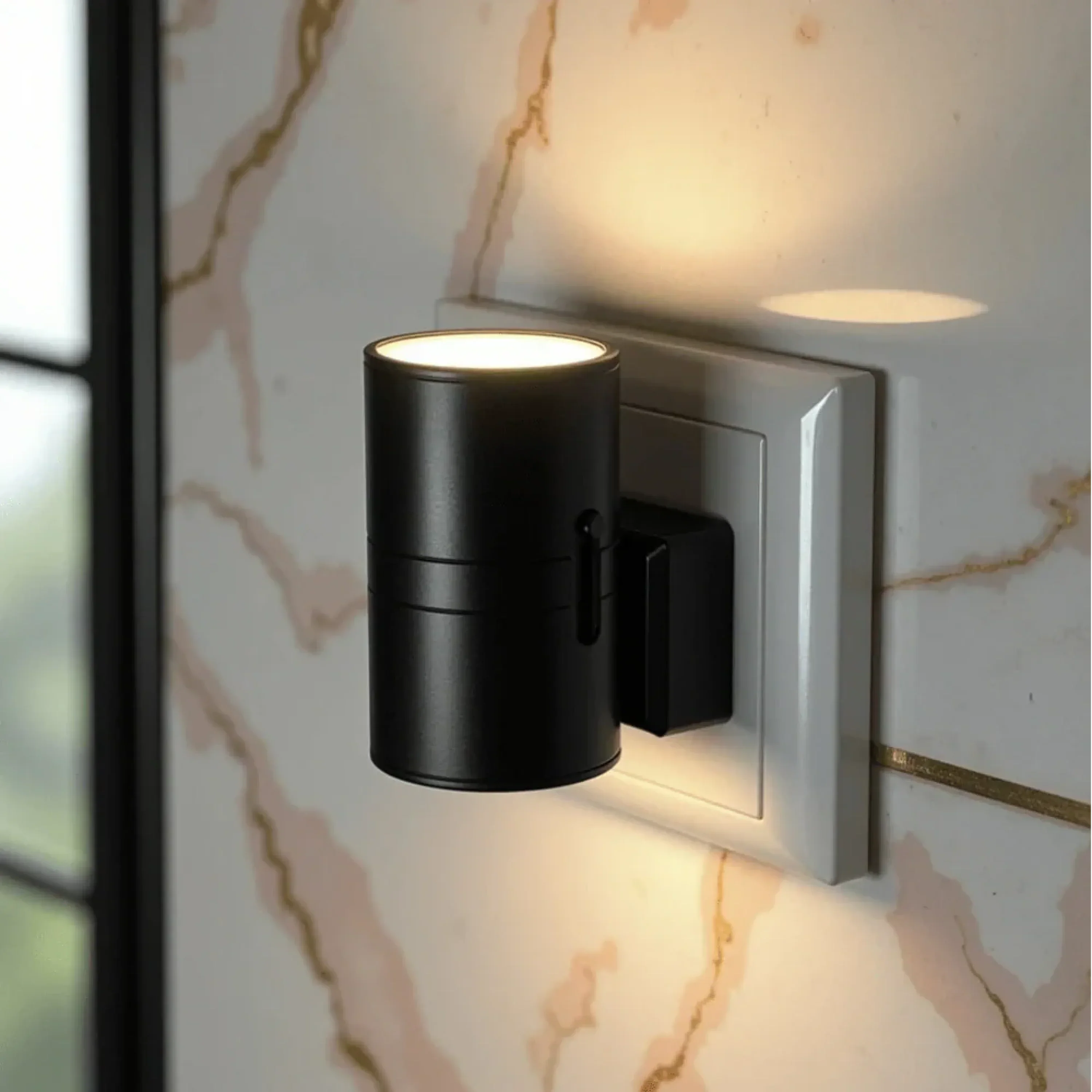 Nachtlicht Steckdose Automatisch – Dimmbar – Warmweiß LED Wandlicht