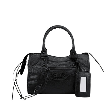 EleganzPur | Handgefertigte Ledertasche in Luxusqualität
