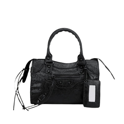 EleganzPur | Handgefertigte Ledertasche in Luxusqualität